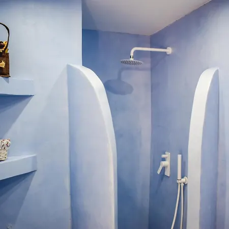 Hidden Garden Deluxe Daire İskados