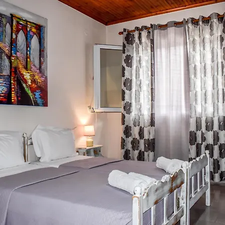 Hidden Garden Deluxe * İskados