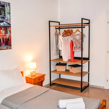 Hidden Garden Deluxe Apartment Skiathos Town