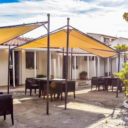 Hidden Garden Deluxe Apartamento *