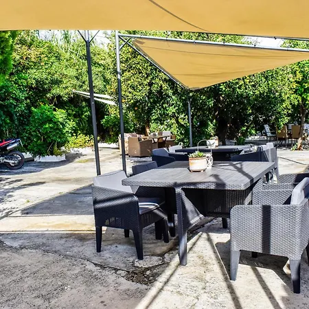 Hidden Garden Deluxe