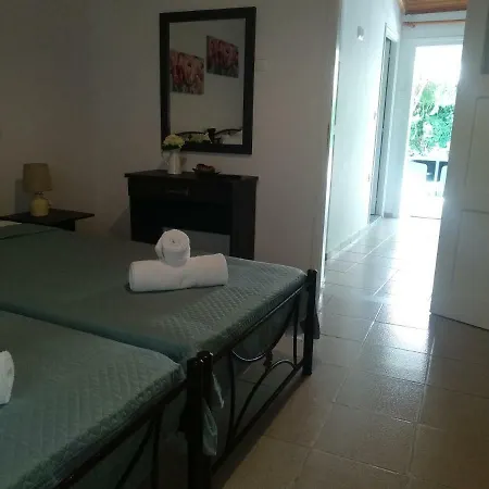 Hidden Garden Deluxe * İskados