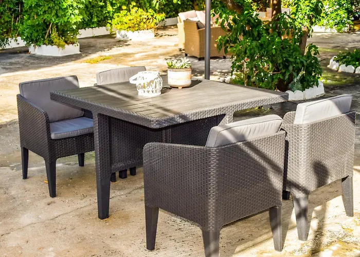 Hidden Garden Deluxe * Skiathos