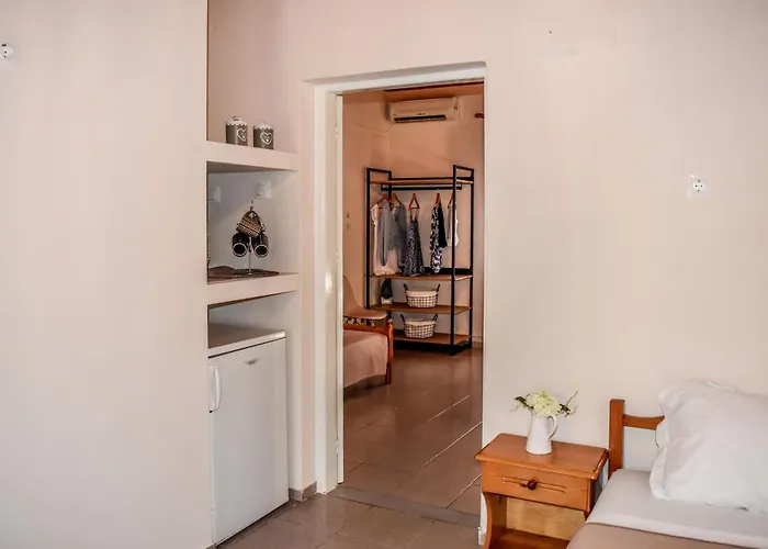 Hidden Garden Deluxe