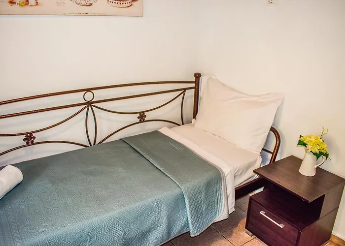 Hidden Garden Deluxe Apartamento *