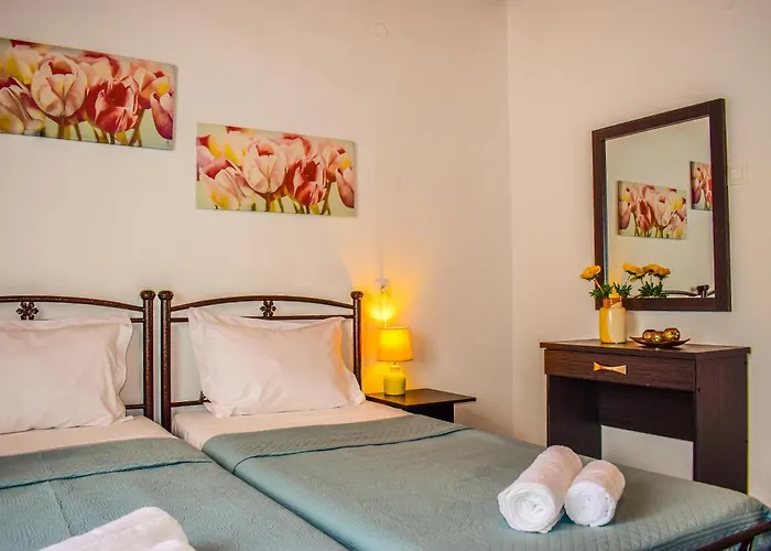 Hidden Garden Deluxe Apartamento *