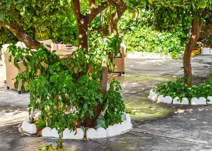 Hidden Garden Deluxe Apartamento *