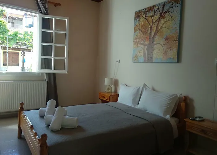 Hidden Garden Deluxe