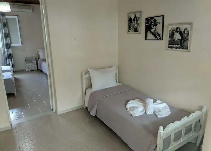 Hidden Garden Deluxe Apartamento Skiathos