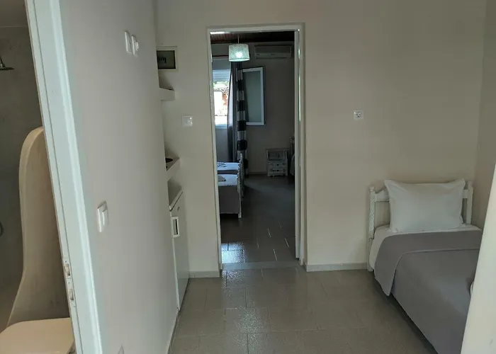 Hidden Garden Deluxe