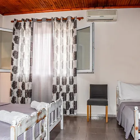 Διαμέρισμα Hidden Garden Deluxe *